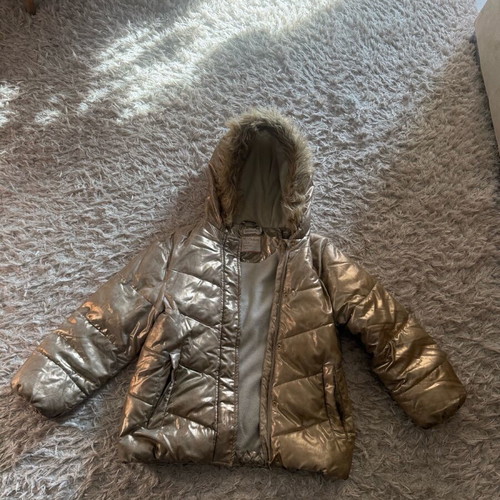 Orchestra girls' jacket 10 years used, gold color
