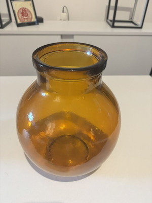 Glass vase amber 21x21x25cm like new