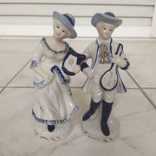 Vintage musician couple figurine like new