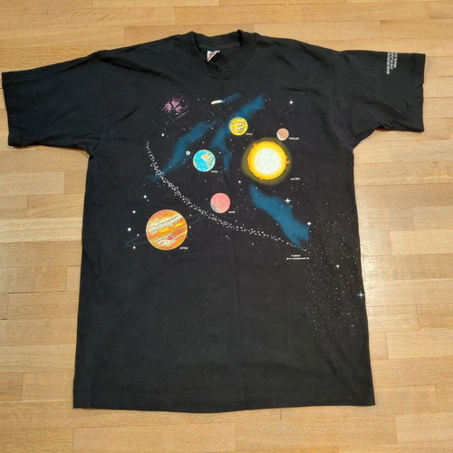 Vintage Solar System Planets Shirt Fruit of the Loom XL like new, black