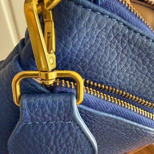 Blue crossbody women's bag like new