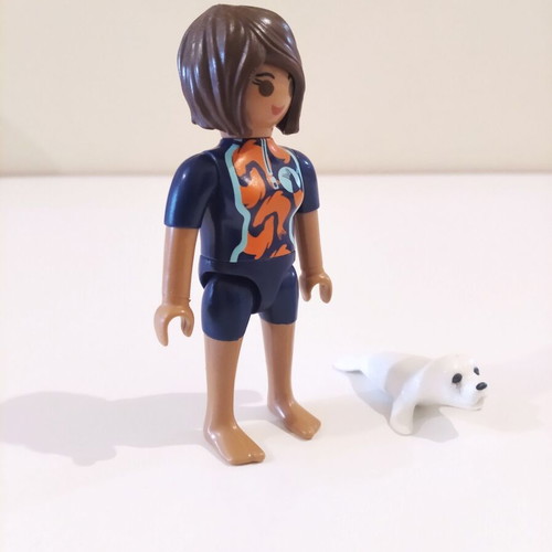 Playmobil Girl Seal Trainer figure like new, Blind Bags series 21