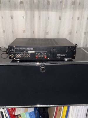 Marantz PM-47 amplifier like new with multiple device inputs