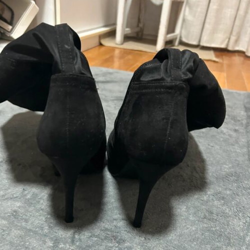 Stiletto boots like new, size 39, black, knee-high