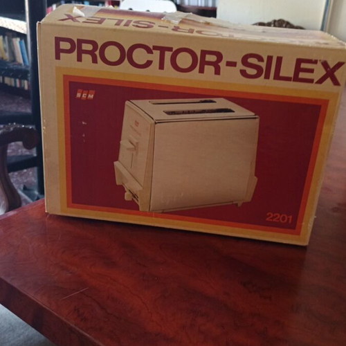 Proctor-Silex toaster used, excellent condition