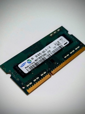 Laptop memory DDR3 1GB 1333MHz Samsung like new