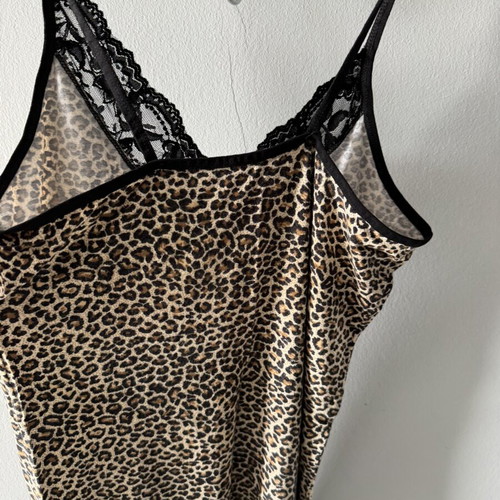 Nightdress XL with black and brown leopard print and lace