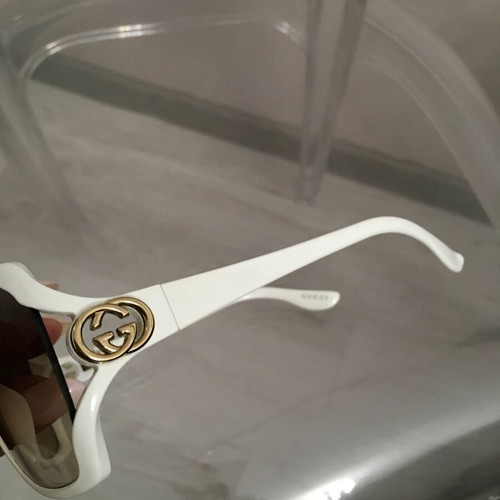 Gucci GG 2986/S vintage white sunglasses like new