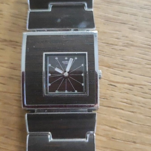 Swatch Irony Lady Square Plainious YUS129G vintage women's watch with wood effect