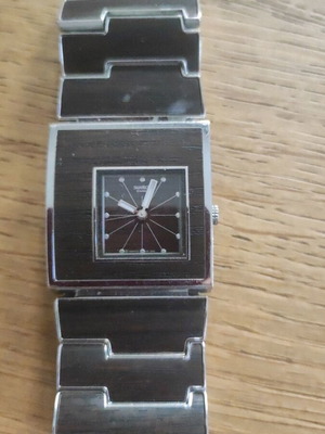 Swatch Irony Lady Square Plainious YUS129G vintage women's watch with wood effect