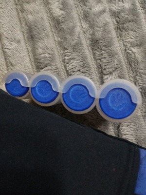 Coin holder used, 8-slot blue transparent plastic