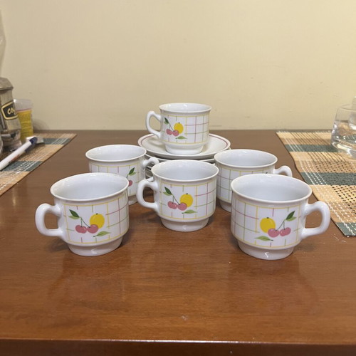 Cup and saucer set like new, pack of 6