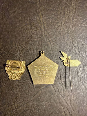 Set of 3 collectible metal badges and pins from East Germany, new