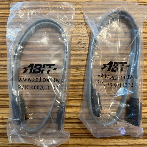 ABIT 4002011372 Connector Cable ATA Serial new, pack of 2 pieces