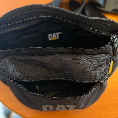 CAT waist bag like new, black