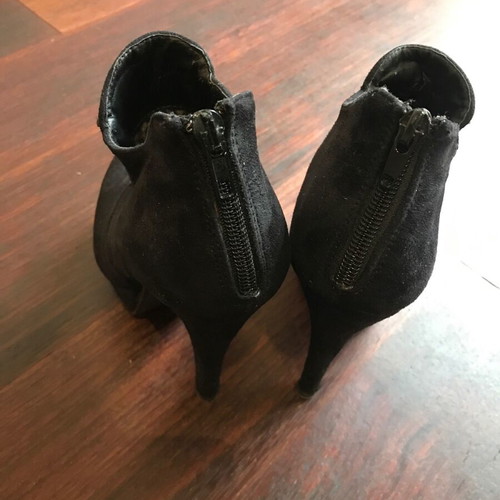Black high-heeled booties like new, faux suede, size 36-36.5