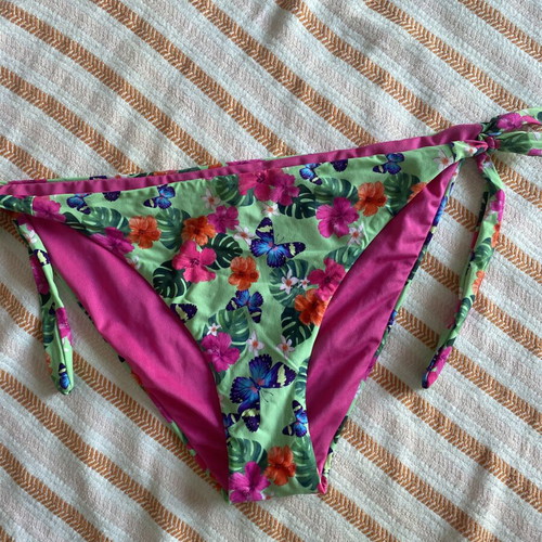 Calzedonia bikini medium like new, multicolor