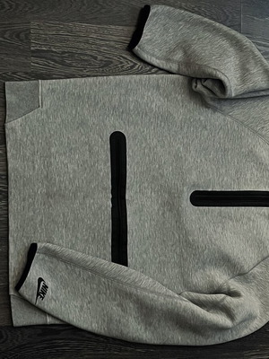 Nike Tech Quarter Zip like new, size S, gray