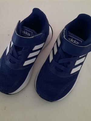 Adidas sports shoes size 24 like new, blue with white stripes
