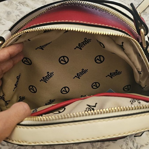 Verde crossbody bag with retro print, black and red