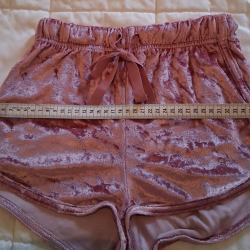 Bershka velour shorts used, pink, size XS