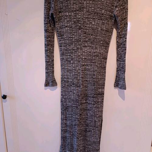 Pink Woman daily dress like new, gray and pink