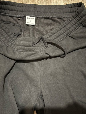 Gymshark Crest Joggers men's pants size L black like new