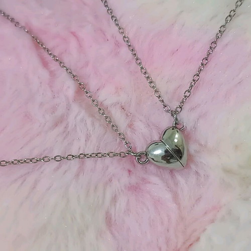 Valentine's heart necklace new, handmade, silver