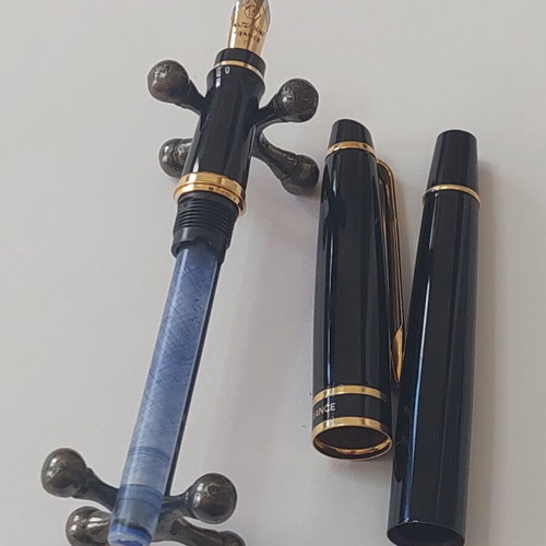 Waterman Expert pen black used