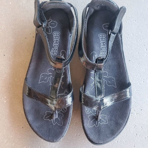 Camper patent leather sandals used, size 37, black