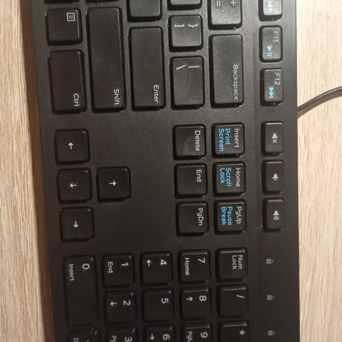 Dell wired keyboard like new for office use
