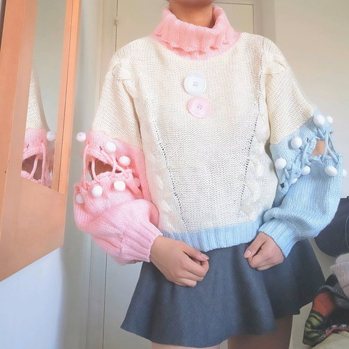 Knit sweater with balloon sleeves in pastel pink, blue and cream, like new