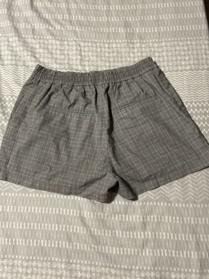 Checked shorts Pull & Bear used, size L, grey