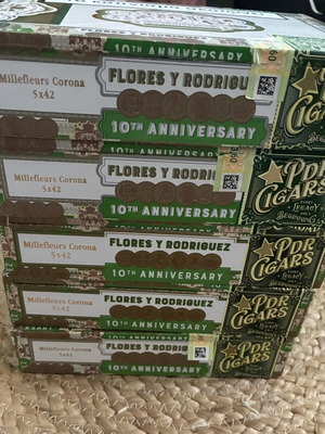 Flores y Rodriguez collectible cigar boxes pack of 5 like new