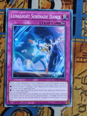 Lunalight Serenade Dance συνεχής παγίδα κάρτα