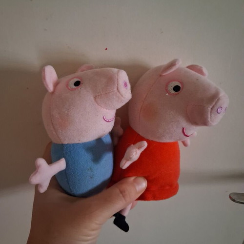 Peppa Pig and George plush toys with sound mechanism