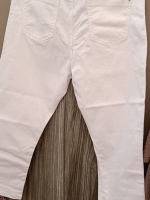 White elastic crop jeans size 44