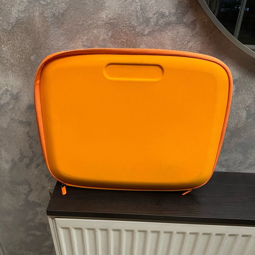 Belkin laptop workstation case 15.4 inch like new
