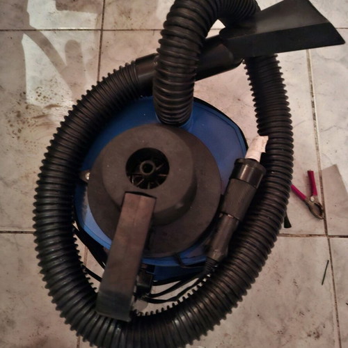Car vacuum cleaner like new