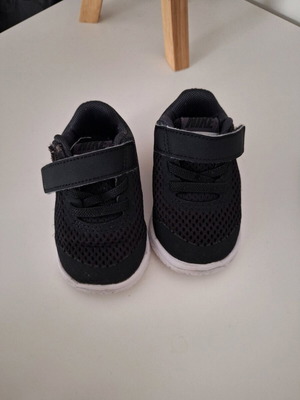 Nike shoes size 18.5 lightly used