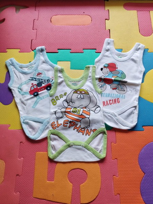 Set of 3 Pretty Baby bodysuits 1-3 months new