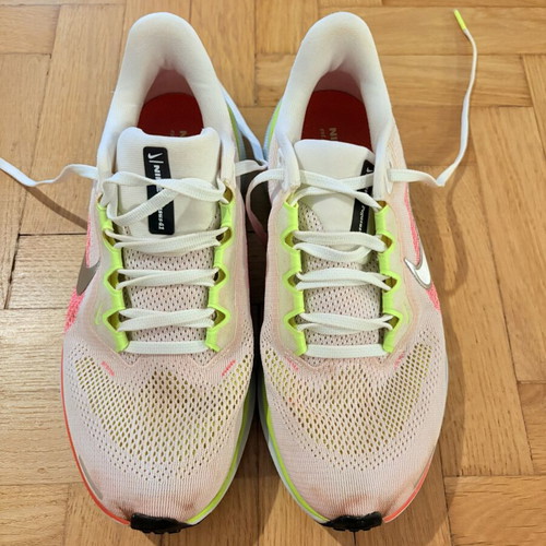 Nike Pegasus 41 women's athletic shoes size 37.5 like new, multicolor