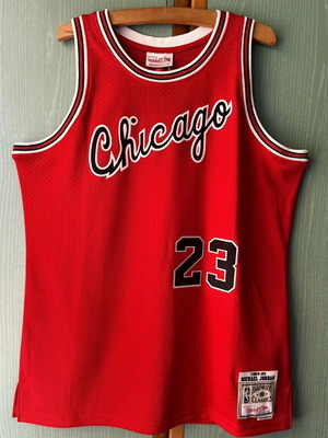 Michael Jordan Chicago Bulls Jersey size Large new