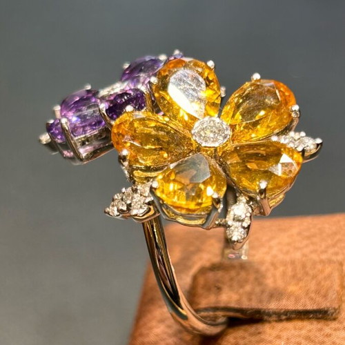 White gold k18 ring with brilliant, amethysts and citrine new