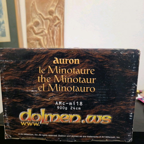 Legends Eternelles Dolmen Le Minotaure figurine new in box