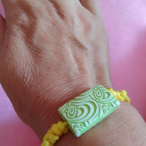 Macrame bracelet new in yellow with green and white bead