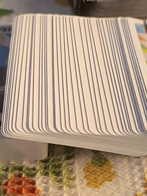 Game cards like new