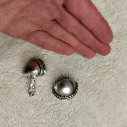 Clip-on earrings new