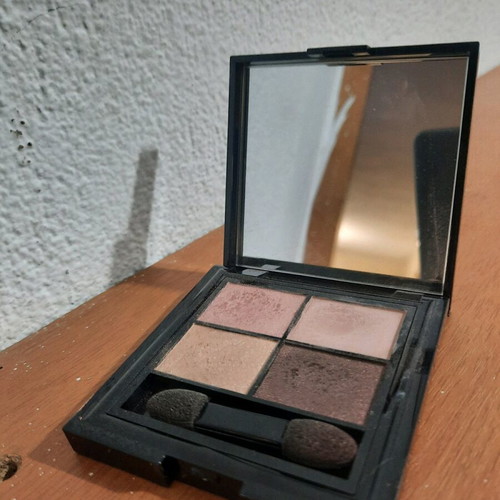 Korres Blushed Nudes Black Volcanic Minerals eyeshadow palette like new