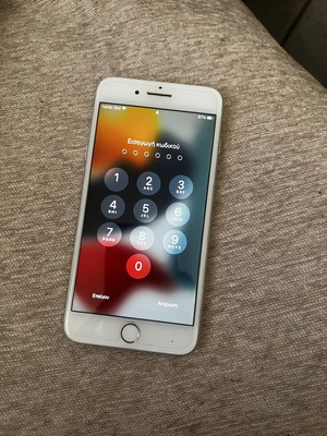 iPhone 8plus 64GB used with case
